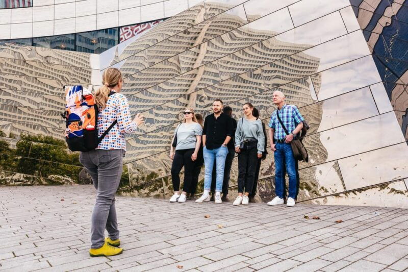 dusseldorf-guided-city-architecture-walking-tour