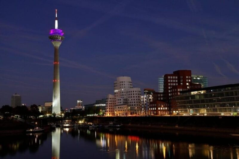 dusseldorf-highlights-walking-tour-with-a-guide