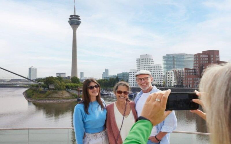 dusseldorf-media-harbor-and-rhinetower