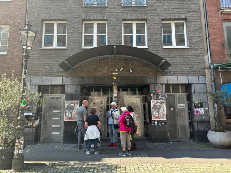 dusseldorf-old-town-historical-walking-tour-with-geo-epoche