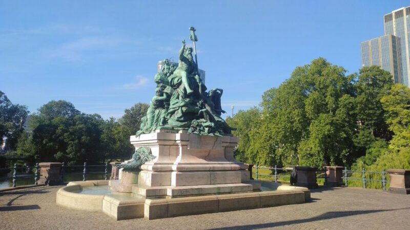 dusseldorf-self-guided-walk-along-river-dussel-to-old-town