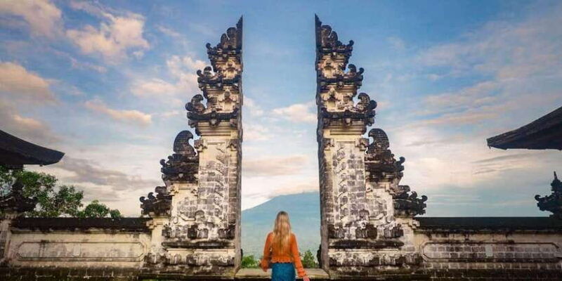 east-bali-lempuyang-temple-tirta-gangga-and-taman-ujung