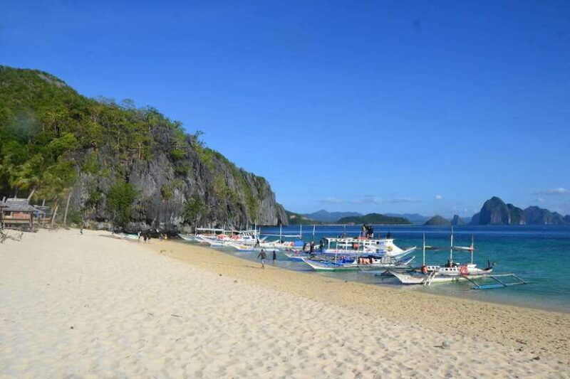 el-nido-island-hopping-tour-a-lagoons-and-beaches