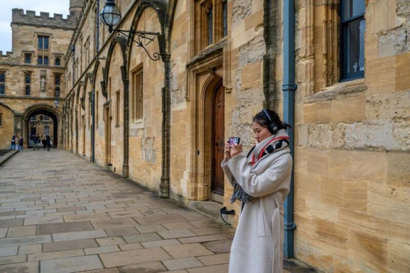 enchanted-oxford-a-christmas-walking-tour