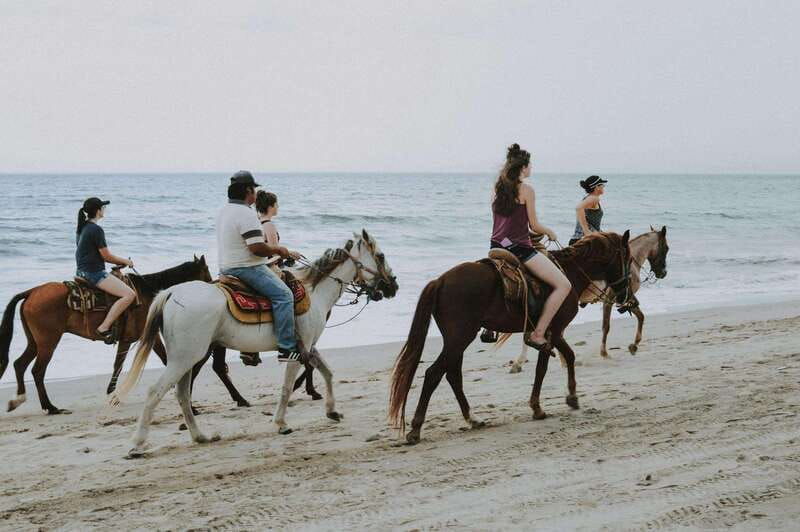 ensenada-horseback-riding-on-the-beach