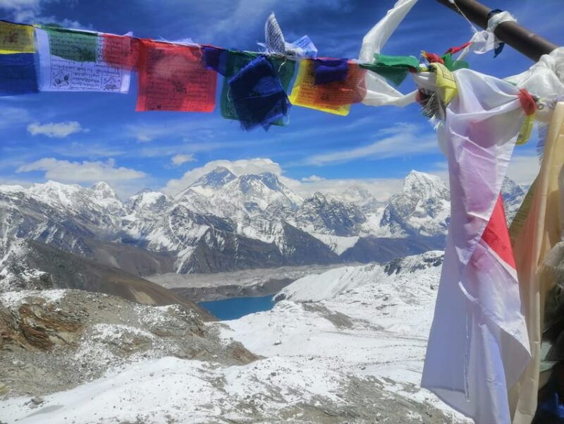 everest-three-high-passes-trek-17-day-guided-3-passes-trek