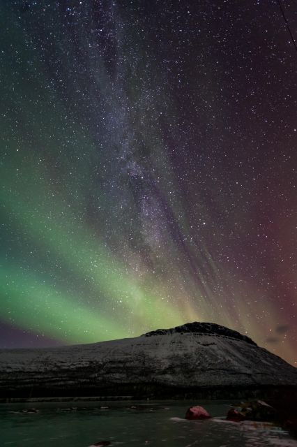 experience-the-majestic-auroras-kiruna-abisko-tipi-dinner