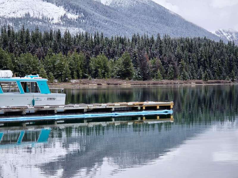 explore-9-iconic-banff-spots-in-1-epic-daypax-12-group