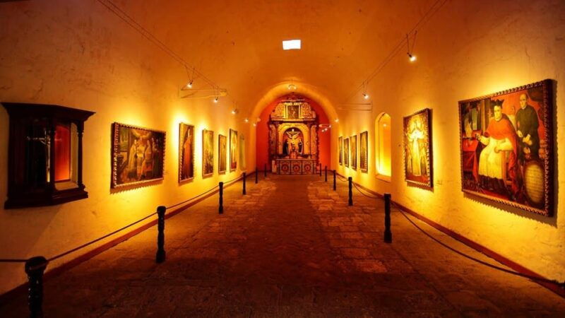 explore-arequipasanta-catalina-monastery-with-a-guided-tour