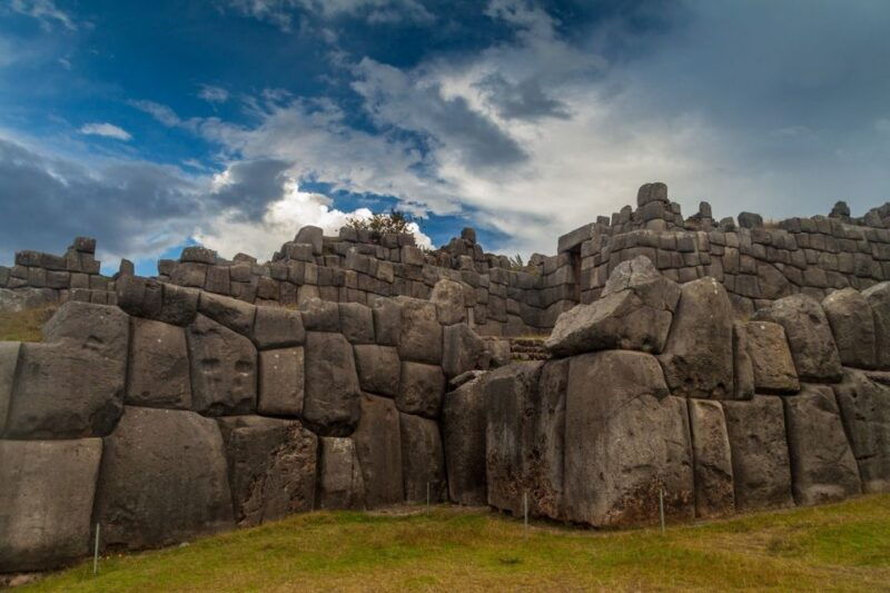 explore-cusco-rainbow-mountain-and-machu-picchu-in-5-days-2