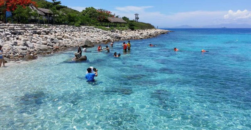 explore-islands-in-nha-trang