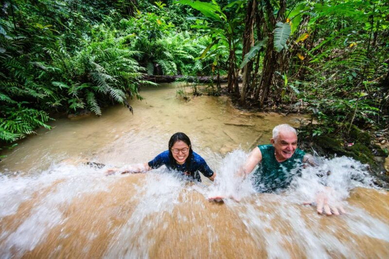 explore-sri-sangwan-waterfall-and-giant-cave-i-chiang-mai
