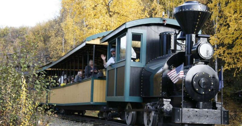 fairbanks-gold-dredge-8-historic-train-tour
