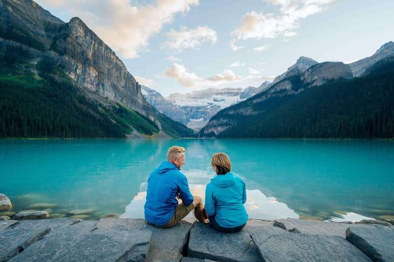 from-banff-moraine-lake-lake-louise-sunset-wildlife