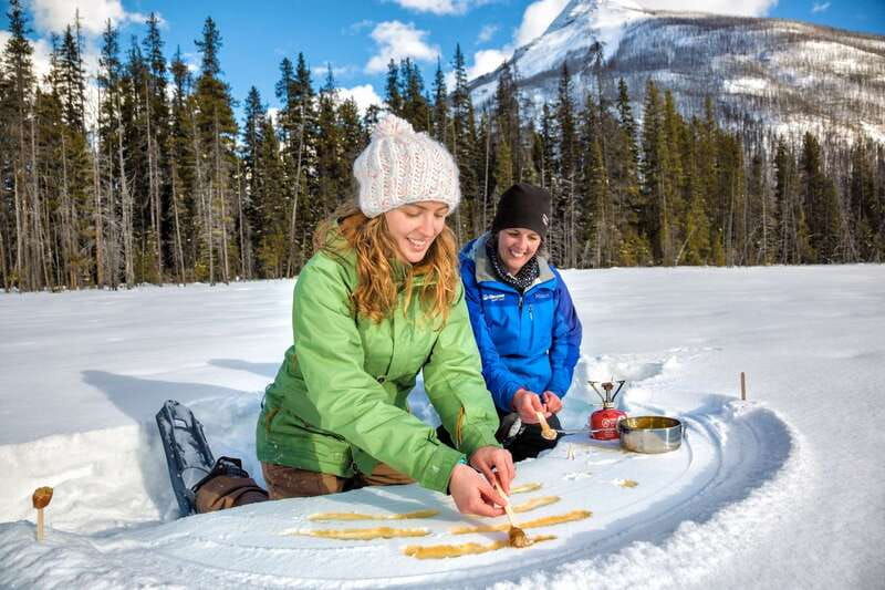 from-banff-snowshoeing-tour-in-kootenay-national-park