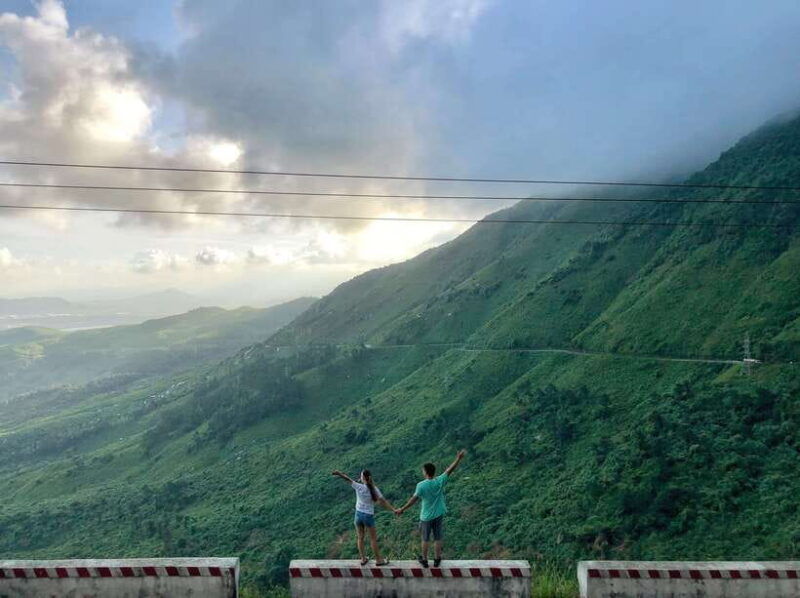 from-da-nang-hoi-an-hai-van-pass-tour-by-motorbike