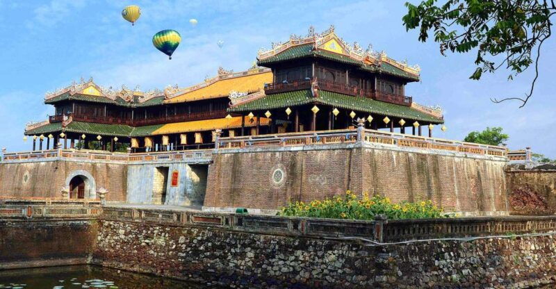 from-da-nang-hue-guided-day-trip-with-lunch