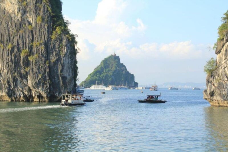 from-ha-noi-explore-ha-long-bay-6-hour-cruise-on-day-trip