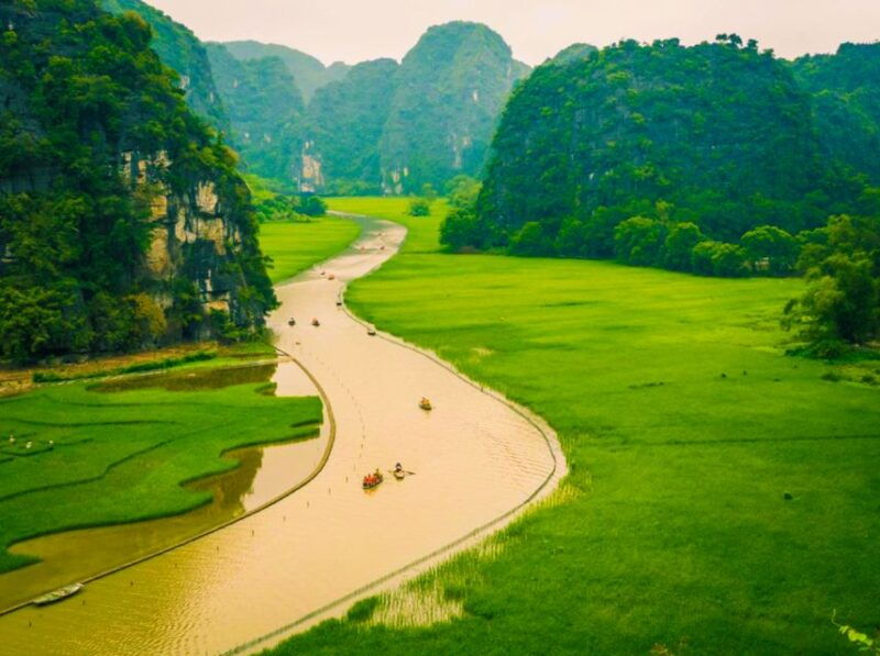 from-ha-noi-hoa-lu-tam-coc-trang-an