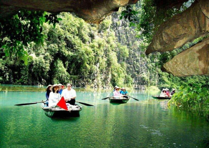 from-ha-noi-tam-coc-hoa-lu-mua-cave-full-day-trip