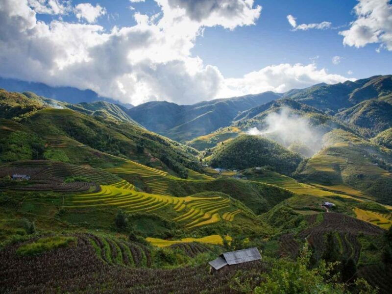 from-hanoi-3-day-sapa-trekking-with-limousine-transfer