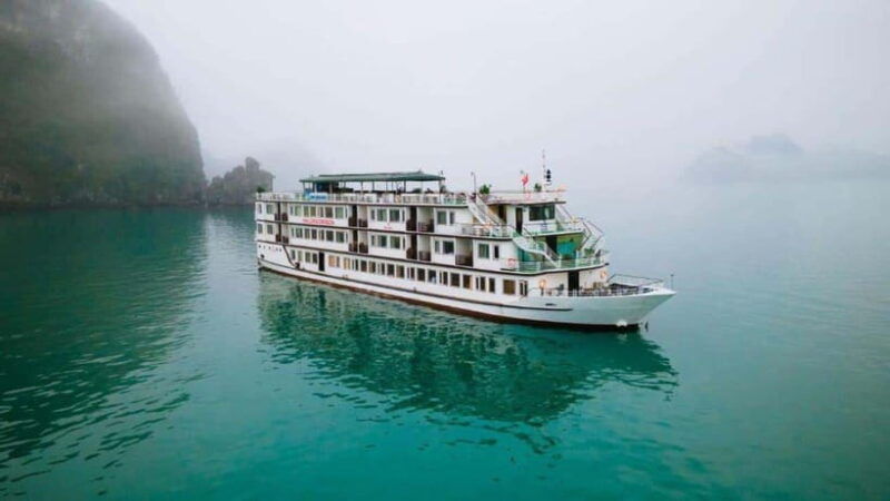 from-hanoi-5-day-trip-sapa-ninh-binh-halong-bay-cruises