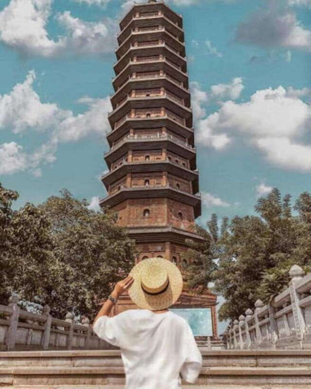 from-hanoi-bai-dinh-pagoda-and-trang-an-boat-tour