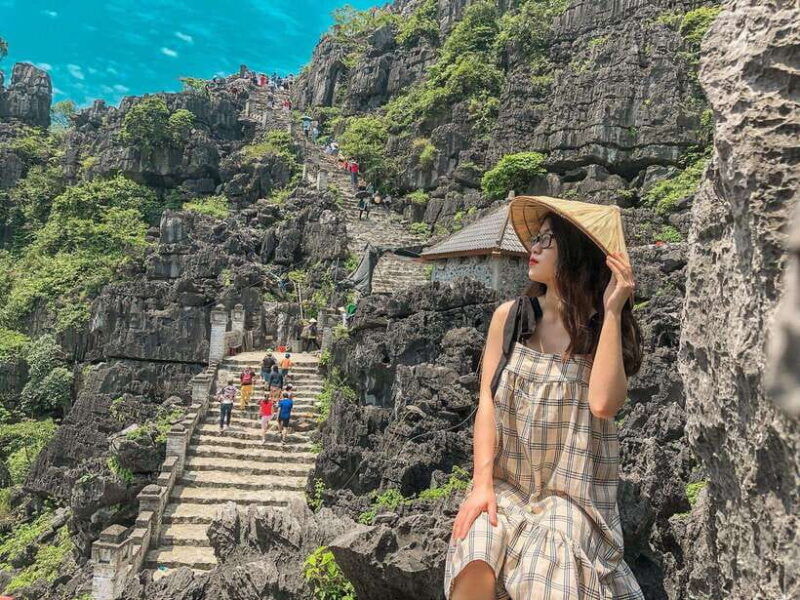 from-hanoi-day-trip-to-ninh-binh-the-colors-of-nature