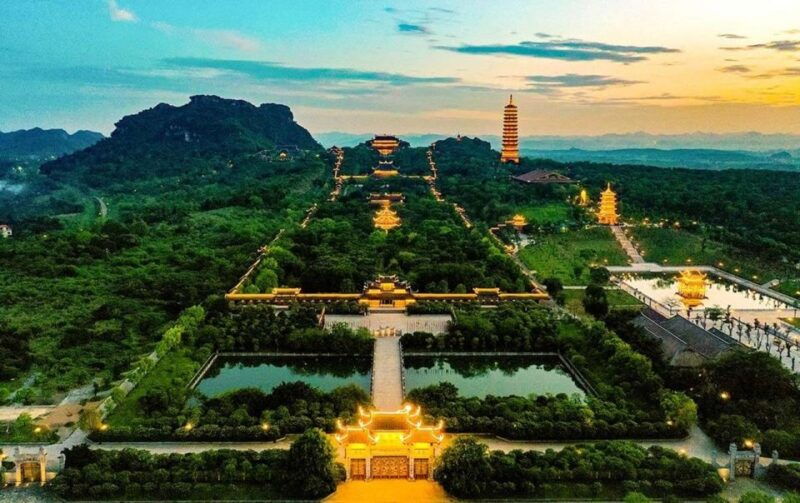 from-hanoi-ninh-binh-bai-dinh-trang-an-mua-cave-tour-2