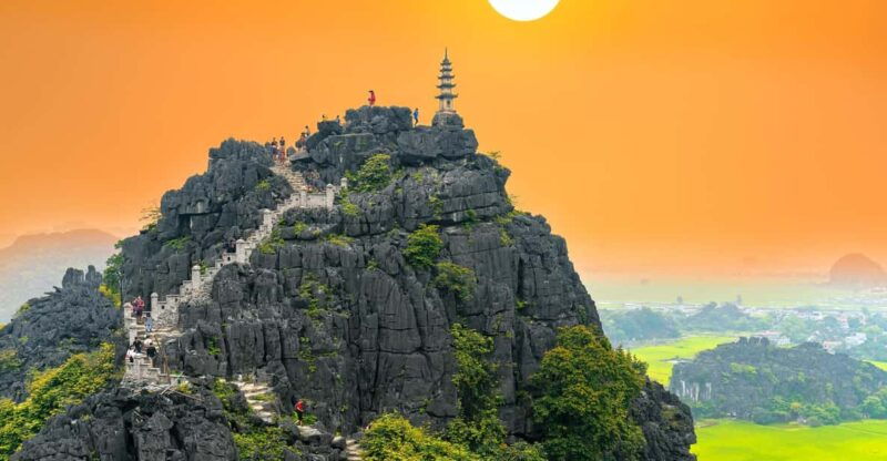 from-hanoi-ninh-binh-day-tour-by-luxury-d-car-max-11-pax