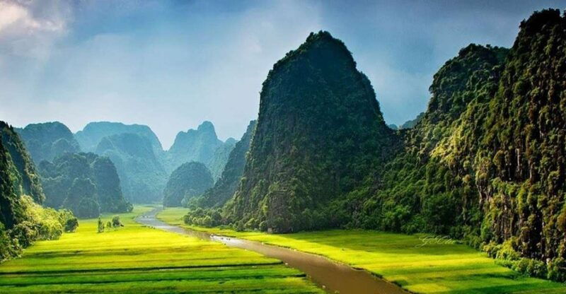 from-hanoi-ninh-binh-hoa-lu-trang-an-mua-cave-buffet-lunch