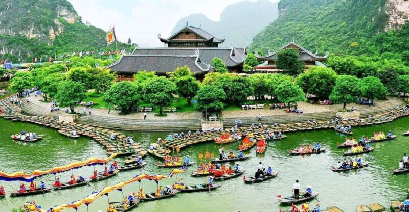 from-hanoi-ninh-binh-trang-an-bai-dinh-and-mua-cave-trip
