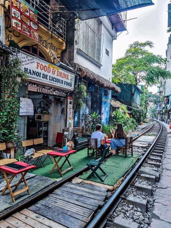 from-hanoi-street-food-walking-tour-with-train-street-bar
