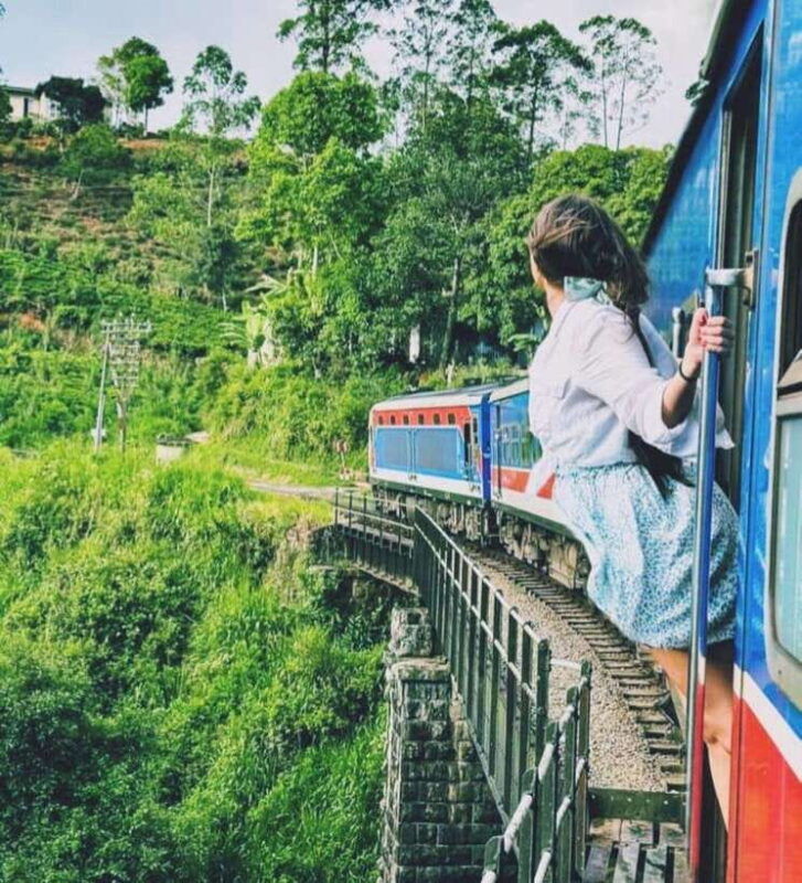 from-hikkaduwa-galle-mirissa-waterfall-tea-factory-tour