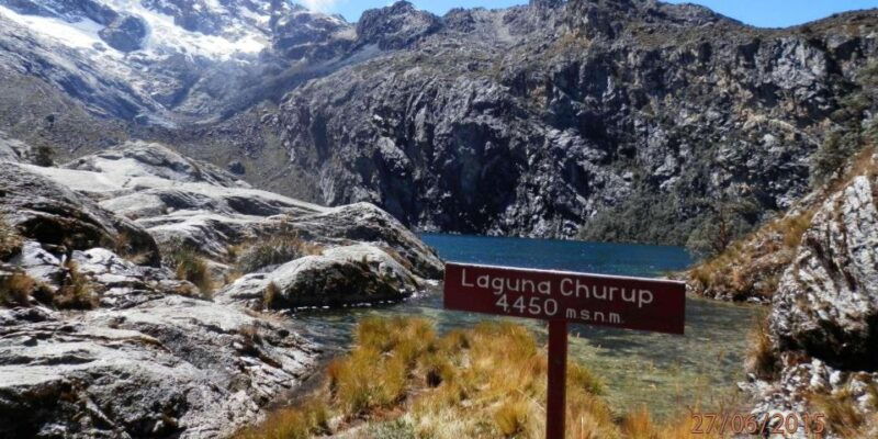 from-huaraz-hiking-in-the-churup-lagoon-private-service