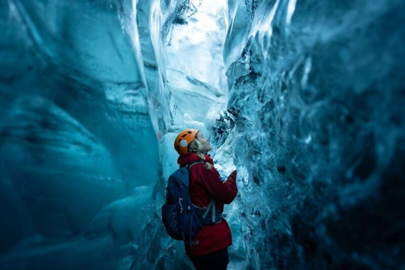 from-jokulsarlon-crystal-ice-cave-vatnajokull-glacier-tour