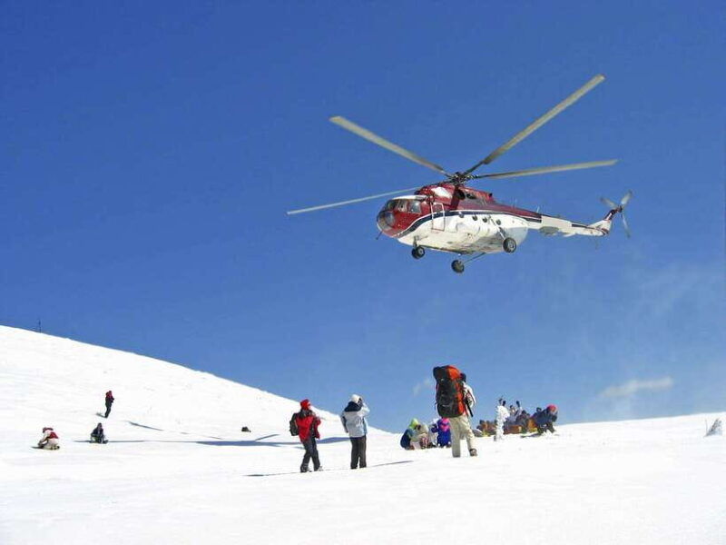 from-kathmandu-everest-base-camp-helicopter-tour-landings