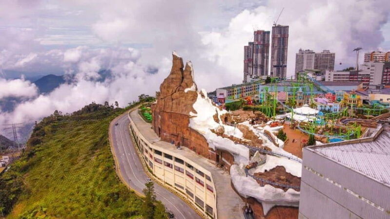 from-kuala-lumpur-genting-highlands-day-tour-gondola-ride