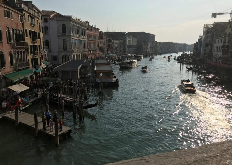 from-lake-garda-venice-city-and-lagoon-guided-tour
