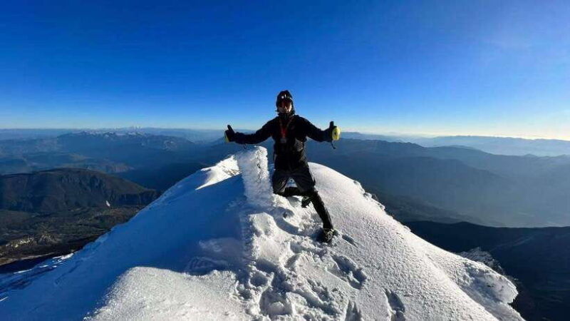 from-lijiang-tiger-leaping-gorge-4-day-hiking-tour