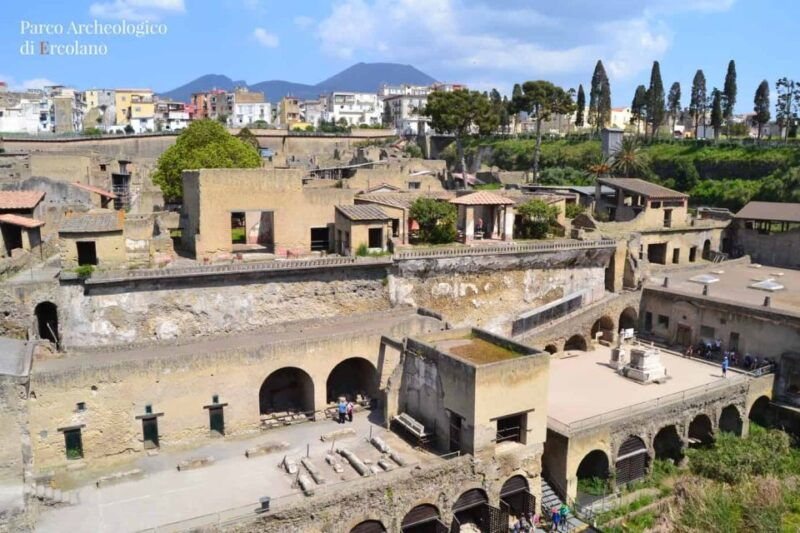 from-naples-sorrento-positano-and-pompeii-guided-tour