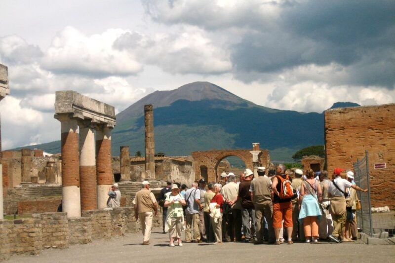 from-naples-transfer-to-positano-with-pompeii-guided-tour