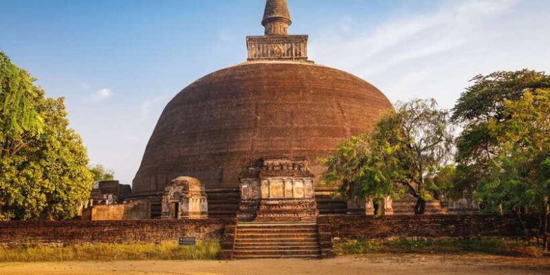 from-negombo-full-day-unesco-city-of-anuradhapura-trip