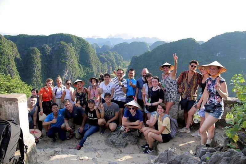 from-ninh-binh-longest-day-trip-trang-an-mua-cave-lunch