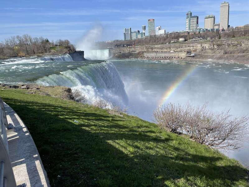 from-nyc-guided-niagara-falls-full-day-trip-2