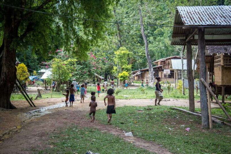 from-puerto-princesa-trek-to-batak-tribe-village