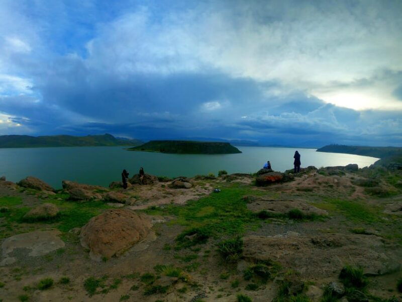 from-puno-sillustani-inca-cemetery-half-day-tour