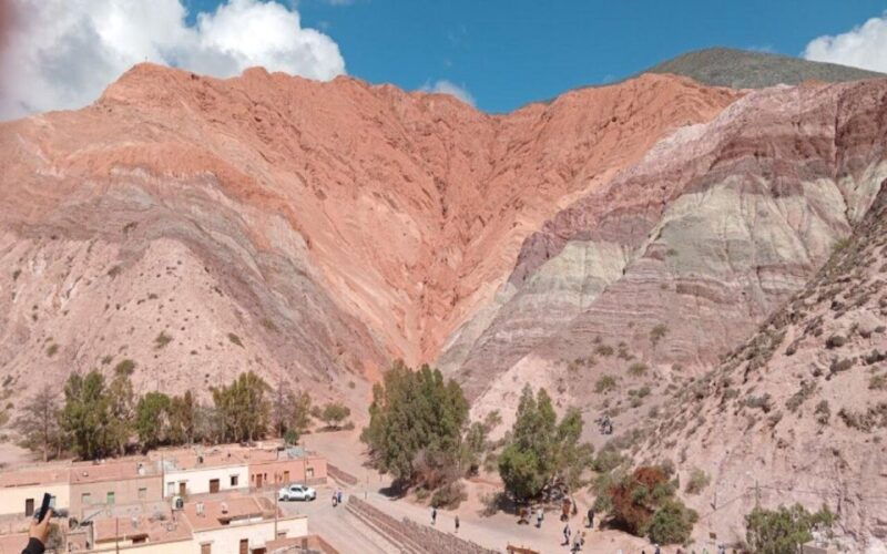 from-salta-humahuaca-salinas-grandes-purmacara-2-days
