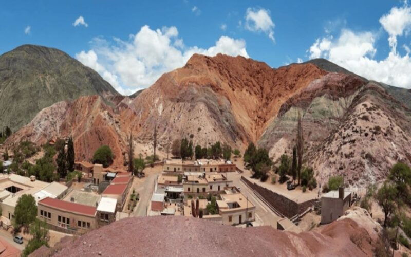 from-salta-serranias-del-hornocal-hill-of-14-colors-tour
