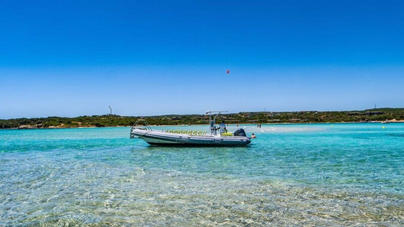 from-santa-teresa-gallura-dinghy-tour-to-corsica